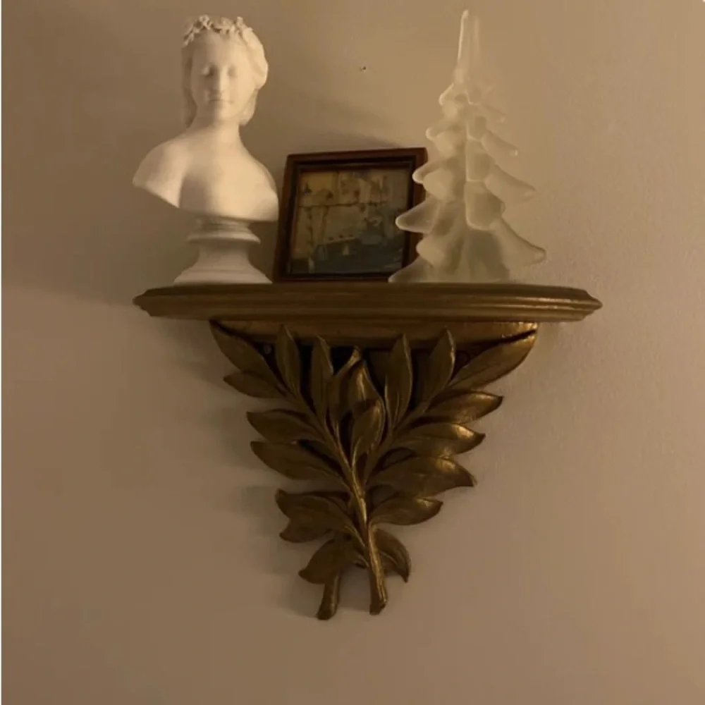Pair of Syroco wood vintage wall shelves, gold leaves